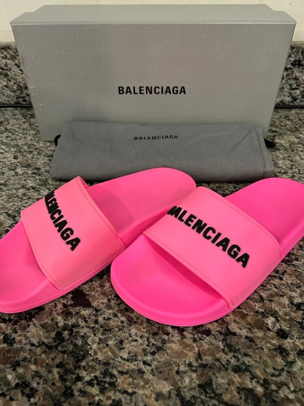 Balenciaga Women's Pool Slide Sandals Size 5 US SPB-SAL (344161)